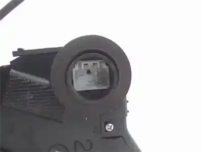 Second-hand car spare part left front door lock for toyota yaris (ksp9/scp9/nlp9) 1.3 cat oem iam references 690400d140  