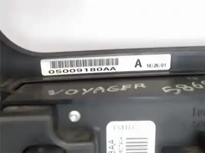 Автозапчастина б/у центральна консоль для chrysler voyager iv (rg, rs) 2.4 посилання на oem iam 05009180aa  