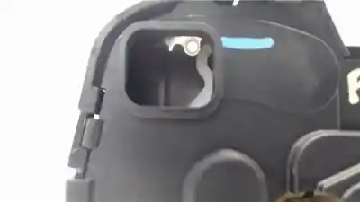 Second-hand car spare part trunk lock for mazda 2 (b2w) 1.6 oem iam references dd1062310a  