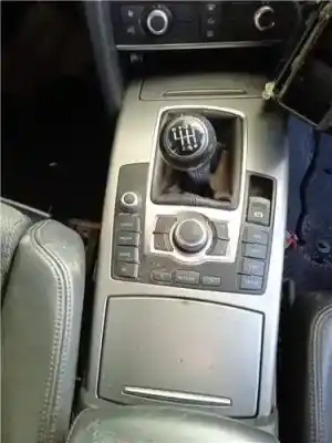 Peça sobressalente para automóvel em segunda mão consola central por audi a6 avant (4f5) 2.0 tdi referências oem iam 4f2863241