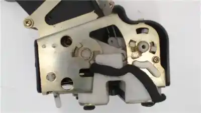 Second-hand car spare part rear right central locking system for mazda 2 (b2w) 1.6 oem iam references dd1072310e  