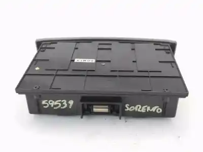 Peça sobressalente para automóvel em segunda mão cinzeiro por kia sorento (bl) 2.5 crdi referências oem iam 845703  