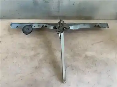 Автозапчастина б/у передня передня для toyota yaris (ncp1/nlp1/scp1) 1.4 d-4d linea luna посилання на oem iam 532160d010