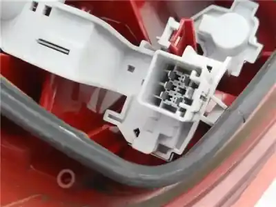 Peça sobressalente para automóvel em segunda mão farolim traseiro direito por ford fiesta vi (cb1, ccn) 1.6 tdci referências oem iam 8a6113404a  
