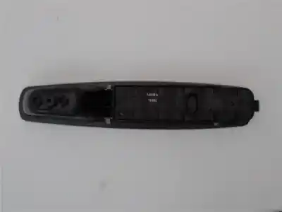Second-hand car spare part right front power window switch for renault scenic iii (jz) 1.5 dynamique oem iam references 809610016r   Second-hand car spare part right front power window switch for renault scenic iii (jz) 1.5 dynamique oem iam references 809610016r