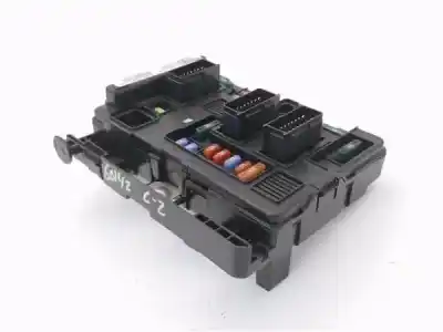 Peça sobressalente para automóvel em segunda mão caixa de fusíveis e relés por citroen c2 (jm_) 1.4 hdi referências oem iam 9643498780