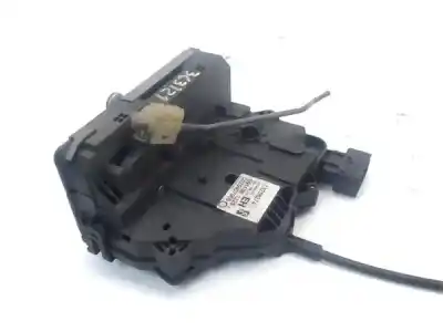 Автозапчастина б/у передній правий центральний замок для opel corsa d 1.3 cdti посилання на oem iam 13258274  