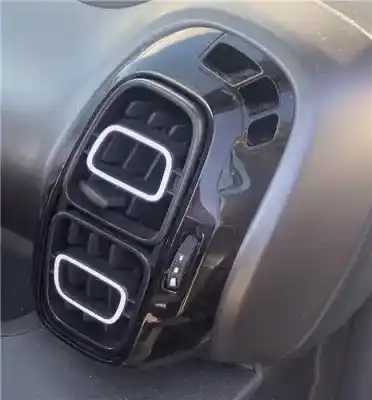 Автозапчасти б/у аэрационная решетка за citroen c3 aircross ii (2r_, 2c_) 1.2 puretech 110 (2rhnzb 2rhnzw 2rhnpx 2rhnpj) ссылки oem iam yq001407cy