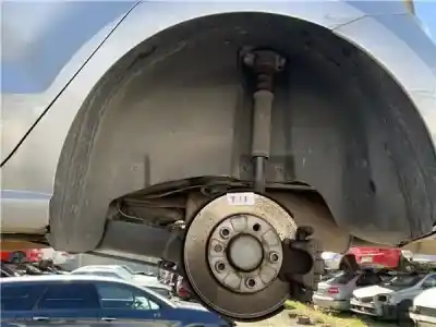 Peça sobressalente para automóvel em segunda mão cave de roda traseira esquerda por volkswagen polo v (6r1, 6c1) 1.2 tsi referências oem iam 6r0810971c