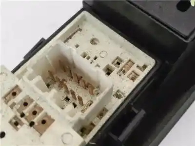 Автозапчасти б/у выключатель левого переднего окна за kia ceed (ed) 1.6 concept ссылки oem iam 369493  823511h110