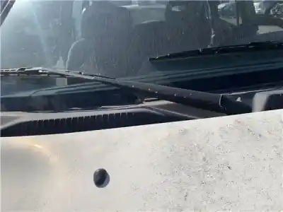 Second-hand car spare part front right windshield wiper arm for nissan terrano ii (r20) 2.7 td 4wd oem iam references 288850f000