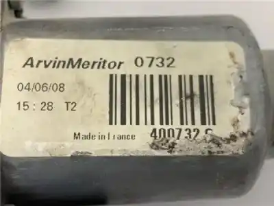 Tweedehands auto-onderdeel REGELAAR RECHTS VOOR RUIT voor RENAULT MEGANE SCENIC (JA0/1_)  OEM IAM-referenties 7700838591  