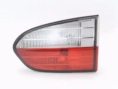 Pièce détachée automobile d'occasion FEU ARRIÈRE DROIT DANS LA PORTE pour HYUNDAI H-1 / STAREX AUTOBÚS (A1)  Références OEM IAM 924064A61  