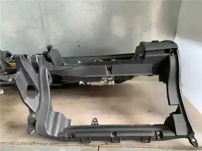 Peça sobressalente para automóvel em segunda mão tablier por toyota auris (e15) 2.0 d-4d referências oem iam 5530202170b1  5530302190b0