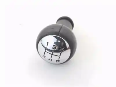 Pièce détachée automobile d'occasion POMMEAU DE LEVIER DE VITESSES pour PEUGEOT 207/207+ (WA_, WC_)  Références OEM IAM 2403CV  