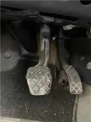 Recambio de automóvil de segunda mano de PEDAL FRENO para SEAT TOLEDO II (1M2) 1.6 referencias OEM IAM 1J1721142D  