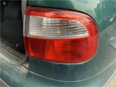 Автозапчасти б/у правый задний фонарь за seat toledo ii (1m2) 1.6 ссылки oem iam 1m5945112