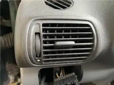 Recambio de automóvil de segunda mano de REJILLA ENTRADA DE AIRE para SEAT TOLEDO II (1M2) 1.6 referencias OEM IAM 1M082090140N  
