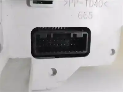 Автозапчастина б/у панель інструментів для toyota yaris (ksp9/scp9/nlp9) 1.4 turbodiesel cat посилання на oem iam 838000d631  838000d630d
