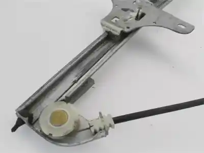 Second-hand car spare part passenger side right window regulator for opel agila 1.2 16v cat (z 12 xe / lw4) oem iam references 4701073  