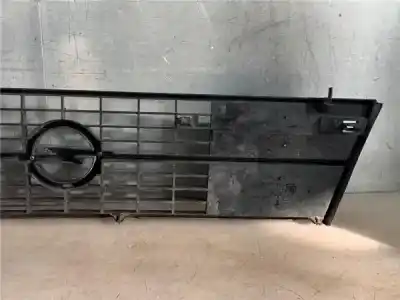 Peça sobressalente para automóvel em segunda mão grelha frontal por opel kadett e (t85) 1.6 d (c19, d19) referências oem iam 1320027  