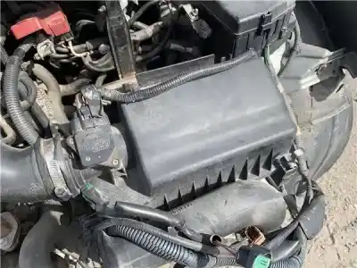 Автозапчасти б/у поддержка воздушного фильтра за toyota yaris (ksp9/scp9/nlp9) 1.4 turbodiesel cat ссылки oem iam 177010n020