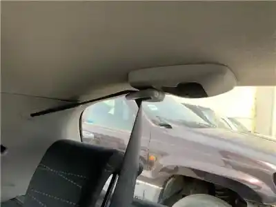 Автозапчастина б/у центральний задній ремін безпеки для TOYOTA YARIS (KSP9/SCP9/NLP9) 1.4 Turbodiesel CAT Посилання на OEM IAM 733100D021C0  