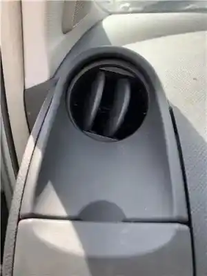 Автозапчасти б/у аэрационная решетка за toyota yaris (ksp9/scp9/nlp9) 1.4 turbodiesel cat ссылки oem iam 556500d070b0