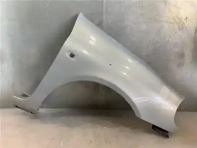 Автозапчастина б/у передне праве крило для renault clio ii fase i (b/cb0) 1.4 (b/cb0c) посилання на oem iam 7701471381  