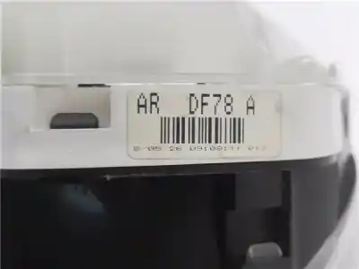 Peça sobressalente para automóvel em segunda mão quadrante por mazda 2 berlina (de) 1.4 crtd active referências oem iam df7155420a02  ardf78a