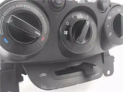 Second-hand car spare part climate control for mazda 2 berlina (de) 1.4 crtd active oem iam references df7161190b  udf718e22