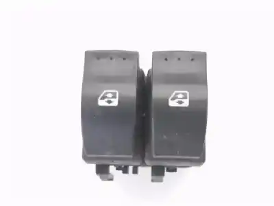 Автозапчастина б/у передні вікний вмикач для renault clio ii fase ii (b/cb0) 1.2 authentique посилання на oem iam 8200060045  