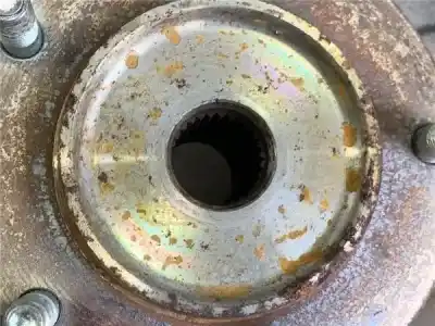 Second-hand car spare part front left knuckle for kia sorento (bl) 2.5 crdi oem iam references 512513e250  511003e650