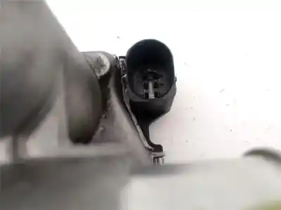 Peça sobressalente para automóvel em segunda mão borboleta de admissão por audi a4 avant (8e) 1.8 t referências oem iam 68133062  