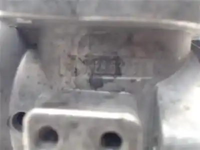 Pezzo di ricambio per auto di seconda mano scatola della farfalla per seat leon (1m1) 1.9 tdi riferimenti oem iam 045131501l  