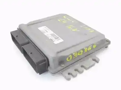 Peça sobressalente para automóvel em segunda mão centralina de motor uce por renault clio ii fase i (b/cb0) 1.4 16v (b/cb0l) referências oem iam 8200214973  s118301113