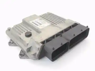 Peça sobressalente para automóvel em segunda mão Centralina De Motor Uce por OPEL CORSA C (X01) 1.7 CDTI (F08. F68) Referências OEM IAM 55190069  