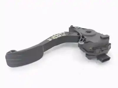 Second-hand car spare part accelerator pedal for renault master iii autobús (jv) 2.3 dci 125 fwd (jv0c jv0d jv0h jv0g jv0j) oem iam references 180101626r  
