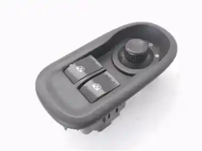 Pièce détachée automobile d'occasion COMMANDE DE LÈVE VITRE AVANT GAUCHE pour RENAULT MASTER III AUTOBÚS (JV)  Références OEM IAM 8200637849  