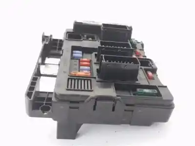 Second-hand car spare part fuse box unit for citroen berlingo 1.9 d multispace oem iam references 9650618580  u118470002j