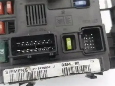 Second-hand car spare part fuse box unit for citroen berlingo 1.9 d multispace oem iam references 9650618580  u118470002j