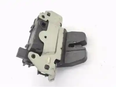 Second-hand car spare part trunk lock for opel zafira / zafira family b (a05) 1.9 cdti (m75) oem iam references 13117285  495058724