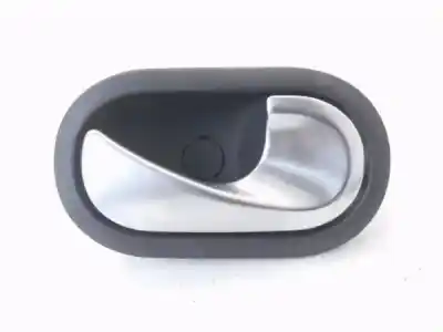 Recambio de automóvil de segunda mano de MANILLA INT. PUERTA DELANTERO DERECHA para RENAULT SCENIC II (JM) 1.4 Confort Authentique referencias OEM IAM 8200028486  