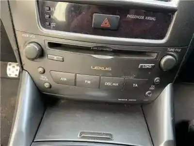 Peça sobressalente para automóvel em segunda mão sistema de áudio / rádio cd por lexus is ii (_xe2_) 220 d (ale20) referências oem iam 8612053400  8401053040