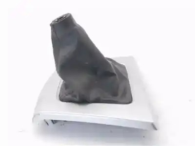 Peça sobressalente para automóvel em segunda mão forra da alavanca de velocidades por mazda 5 2.0 referências oem iam cc2964341  