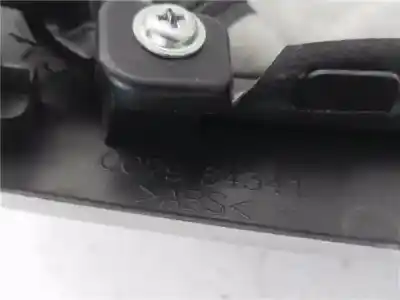 Peça sobressalente para automóvel em segunda mão forra da alavanca de velocidades por mazda 5 2.0 referências oem iam cc2964341  