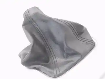 Peça sobressalente para automóvel em segunda mão forra da alavanca de velocidades por mazda 5 2.0 referências oem iam cc2964341  