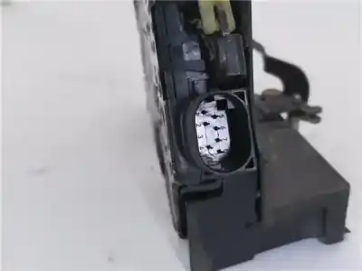Peça sobressalente para automóvel em segunda mão fechadura da porta dianteira esquerda por bmw serie 3 coupe (e46) 2.0 24v referências oem iam 51218208711  