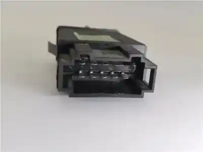 Pièce détachée automobile d'occasion bouton interrupteur pour audi a3 (8l) 1.6 ambiente références oem iam 8l0941509p   Pièce détachée automobile d'occasion bouton interrupteur pour audi a3 (8l) 1.6 ambiente références oem iam 8l0941509p