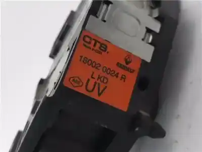 Second-hand car spare part accelerator pedal for renault scenic iii (jz) 1.5 dynamique oem iam references 180020024r  180024289r Second-hand car spare part accelerator pedal for renault scenic iii (jz) 1.5 dynamique oem iam references 180020024r  180024289r